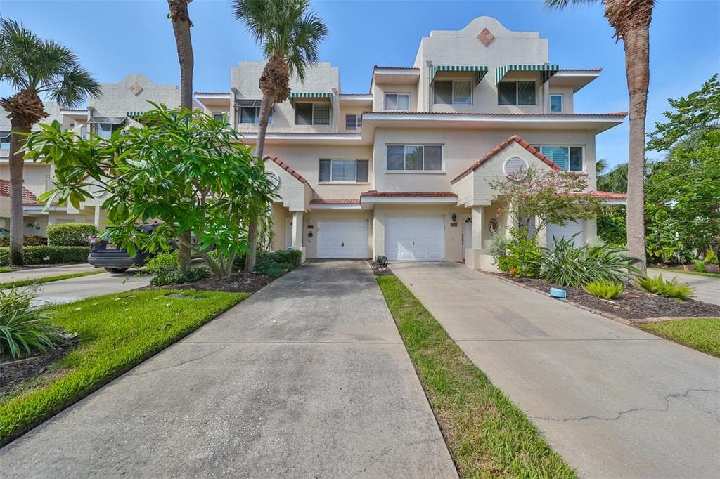 4654 MIRABELLA COURT ST PETE BEACH, FL 33706