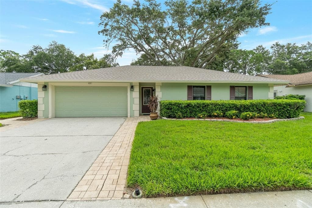 222 ARBOR DRIVE E PALM HARBOR, FL 34683