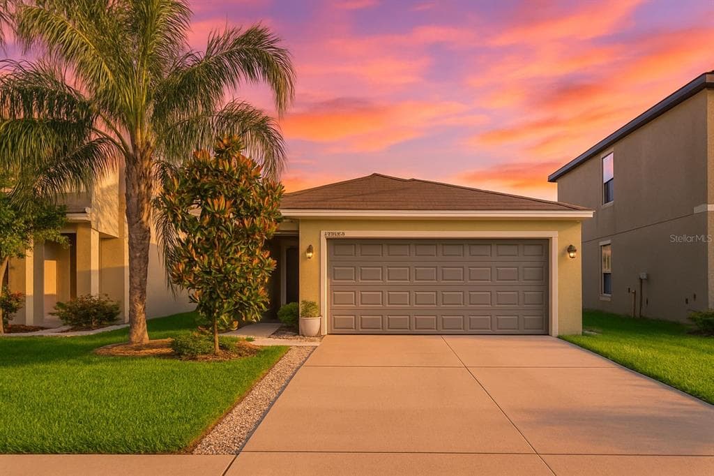 10205 SUMMER KISS AVENUE RIVERVIEW, FL 33578