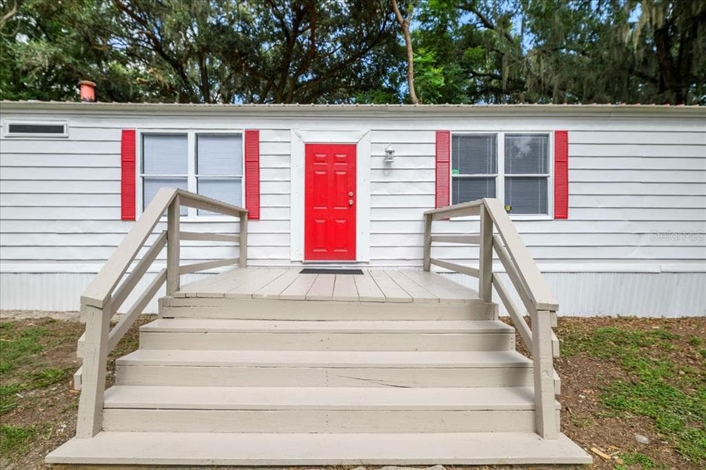 3008 THORNHILL ROAD WINTER HAVEN, FL 33880