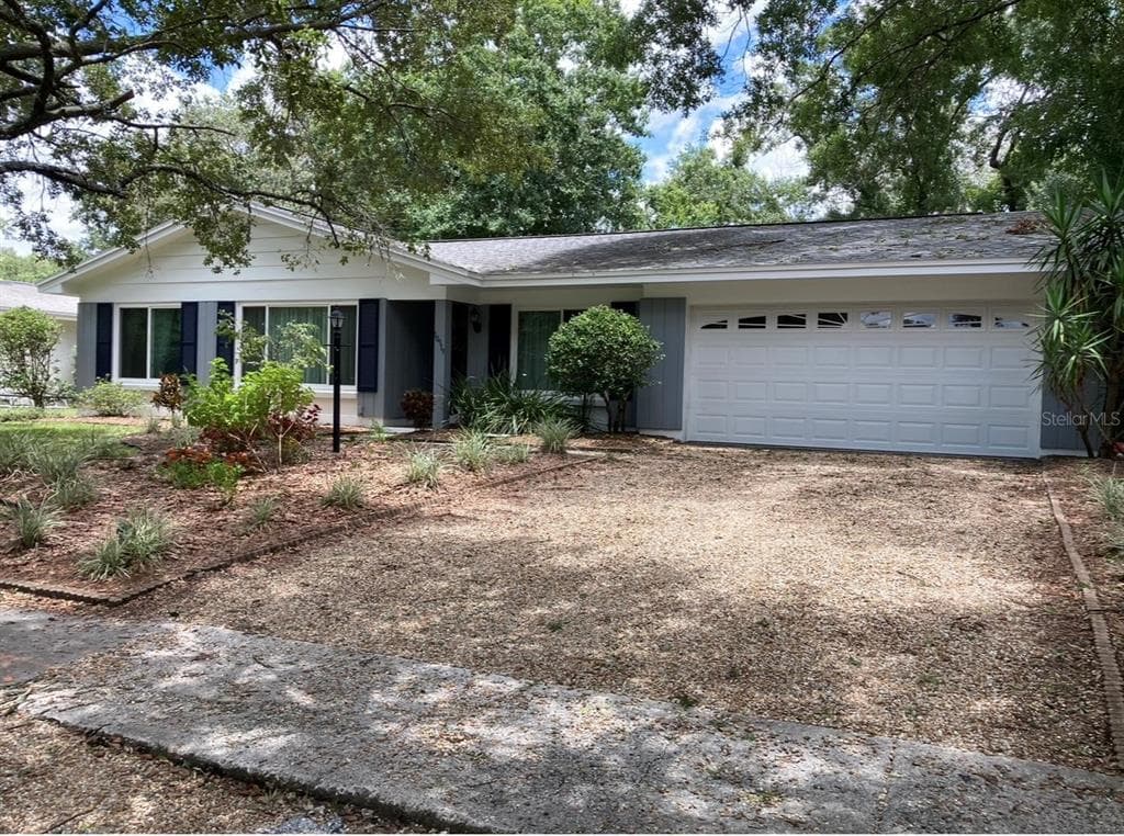 10919 ORANGE GROVE DRIVE CARROLLWOOD, FL 33618