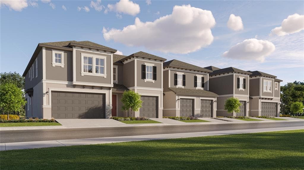 10816 FOWLERS BLUFF COURT TAMPA, FL 33647