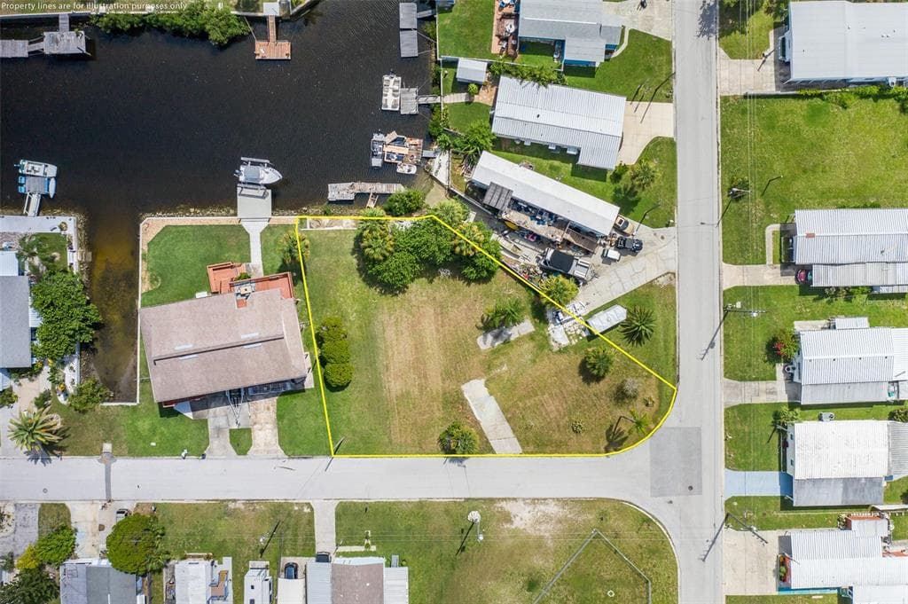 13008 BALLAST COURT HUDSON, FL 34667