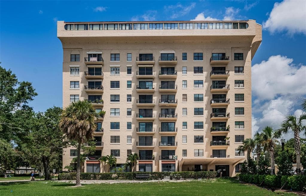 2109 BAYSHORE BOULEVARD UNIT 410 TAMPA, FL 33606