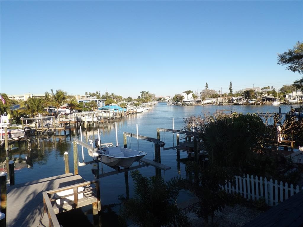 14975 1ST STREET E MADEIRA BEACH, FL 33708