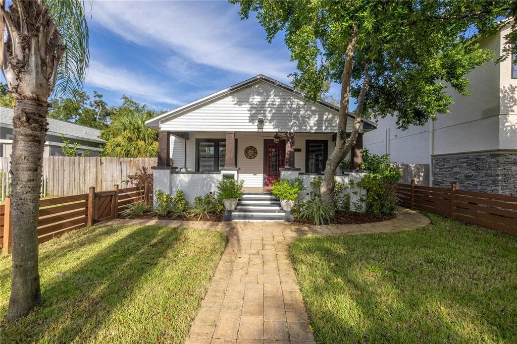 1011 14TH STREET N ST PETERSBURG, FL 33705