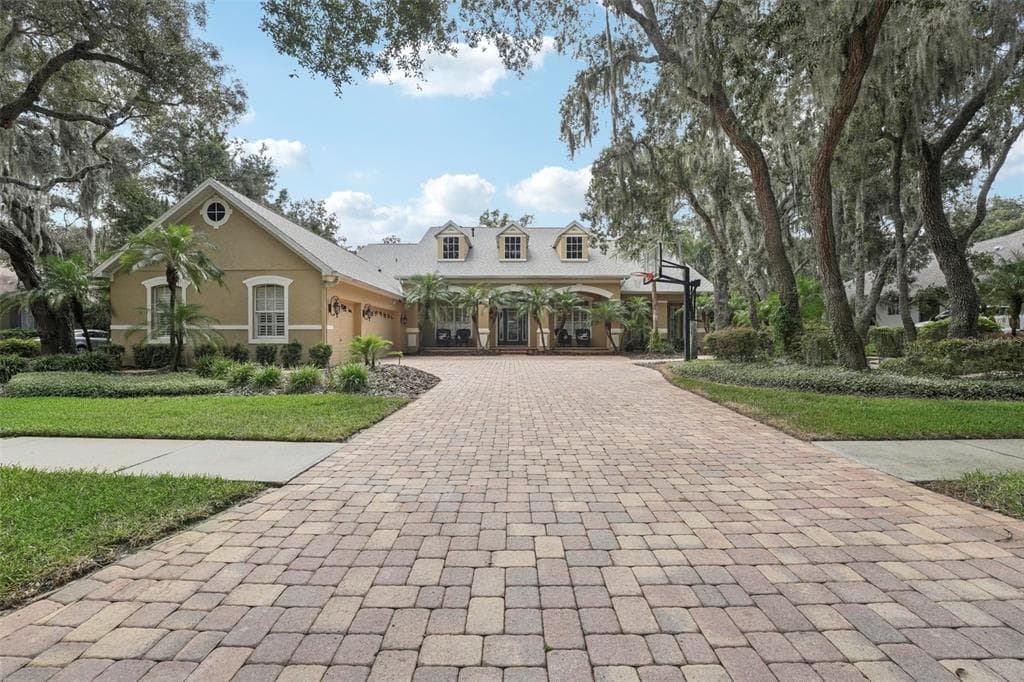 5712 TERNWATER PLACE LITHIA, FL 33547