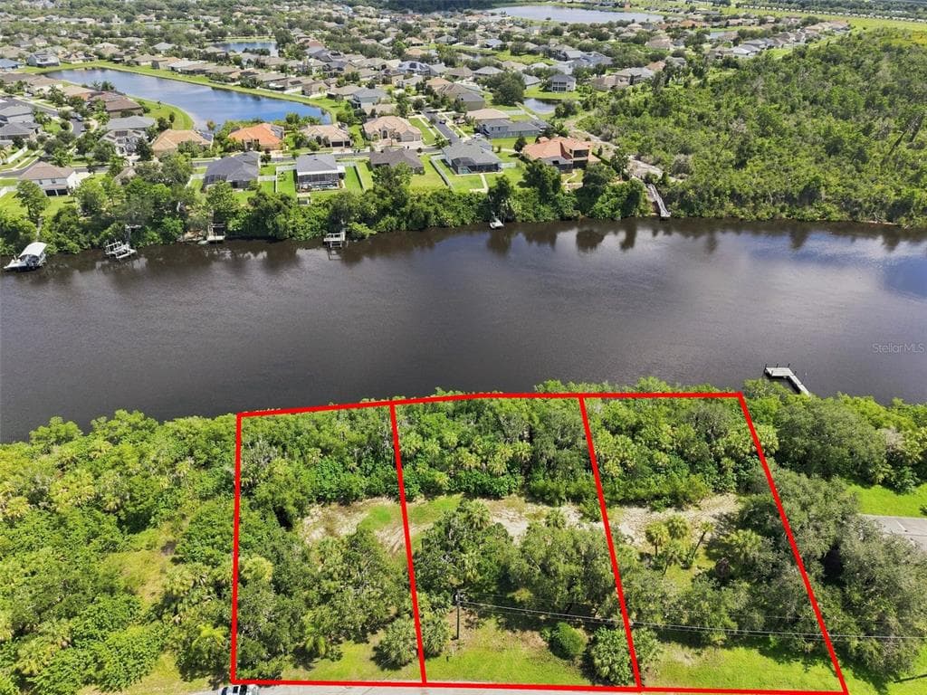 2504, 2506, and 2508 RIVER BEND DRIVE RUSKIN, FL 33570