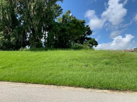 13628 CARNOUSTIE CIRCLE DADE CITY, FL 33525