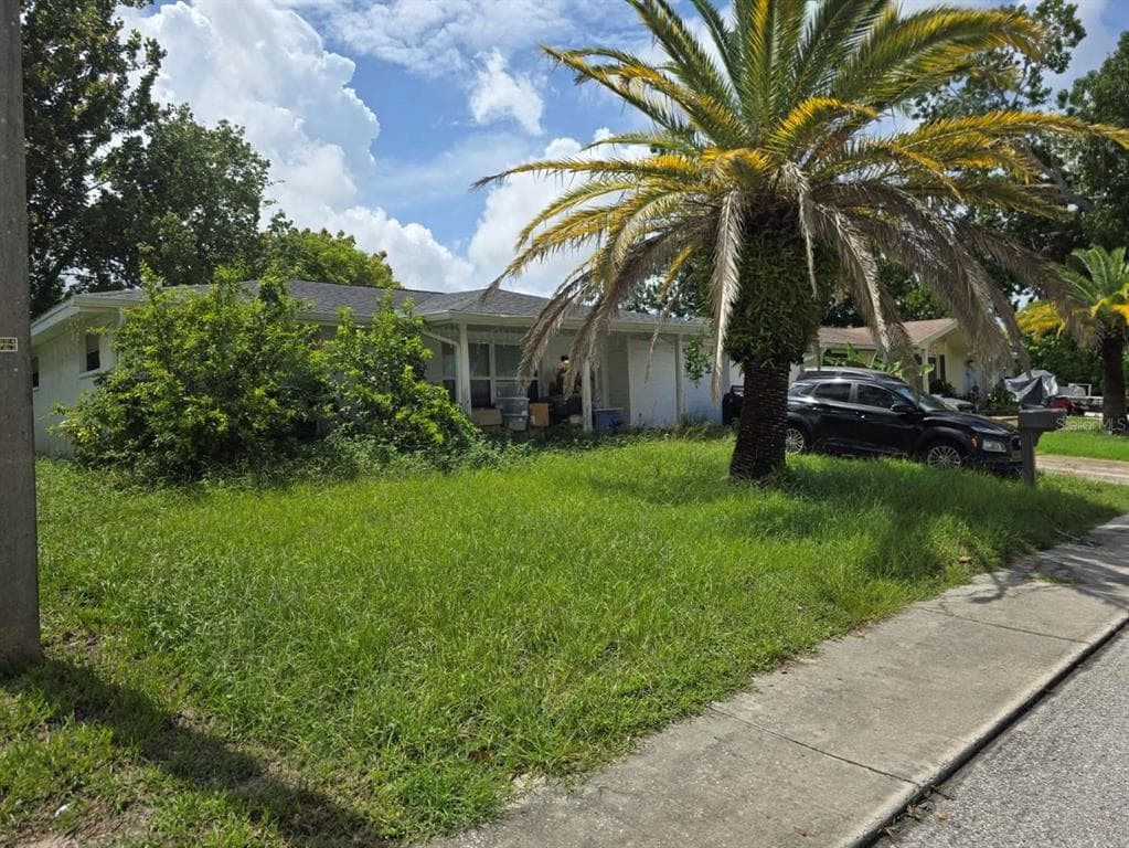 7220 SAN CARLOS DRIVE PORT RICHEY, FL 34668
