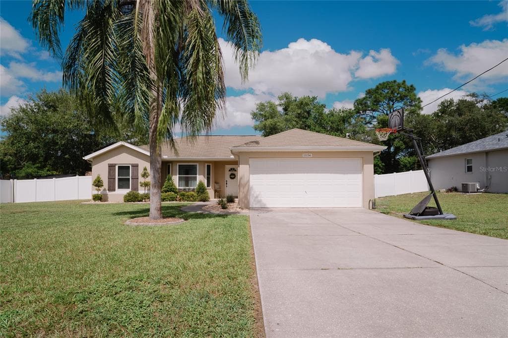 11156 LINDEN DRIVE