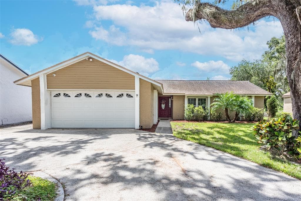 1829 DOCKSIDE DRIVE VALRICO, FL 33594