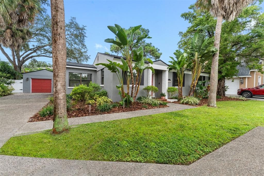 4008 W SWANN AVENUE TAMPA, FL 33609