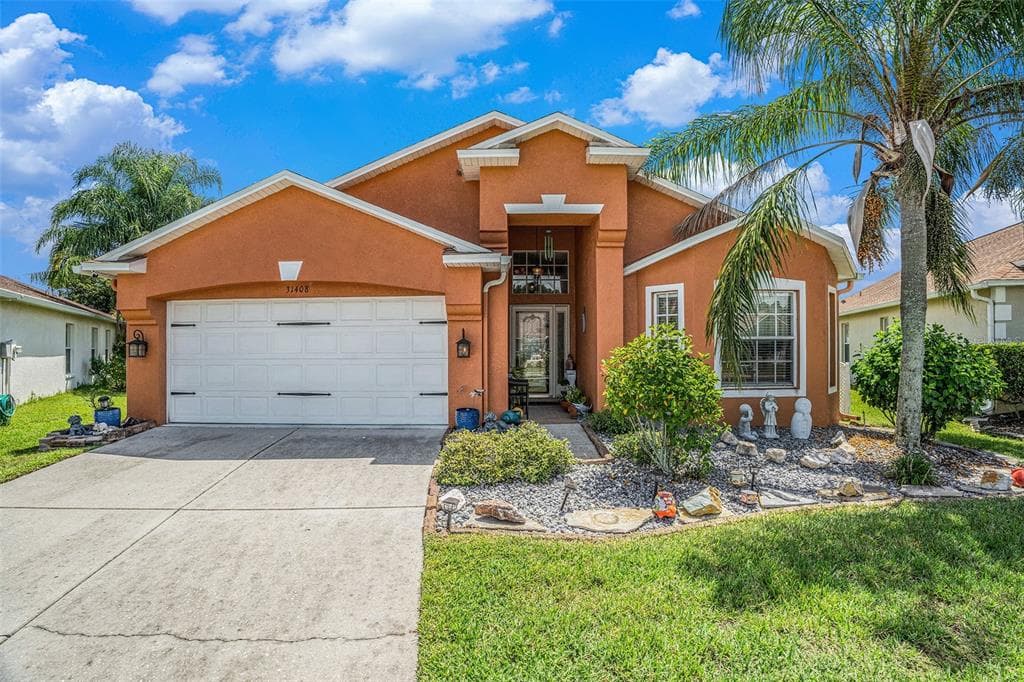 31408 PHILMAR LANE WESLEY CHAPEL, FL 33543