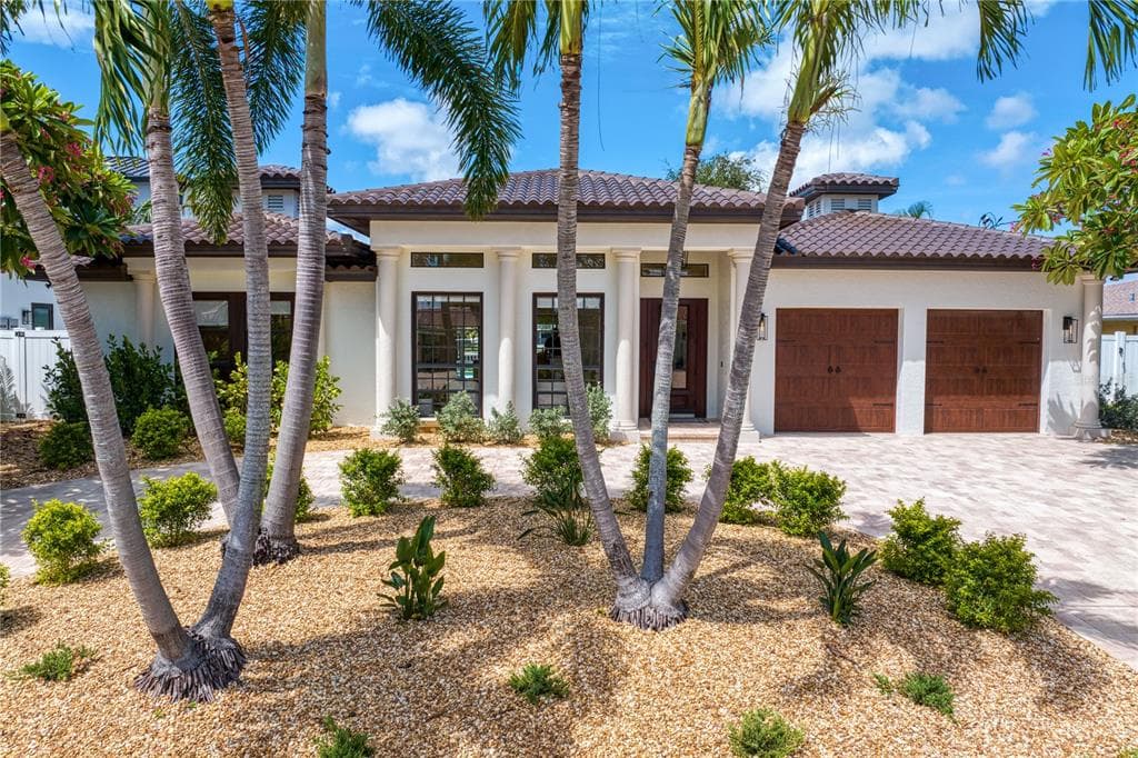 4420 13TH WAY NE ST PETERSBURG, FL 33703