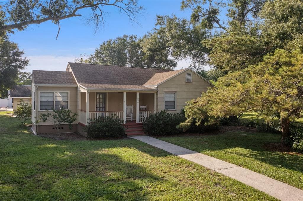 1046 YALE STREET N ST PETERSBURG, FL 33713