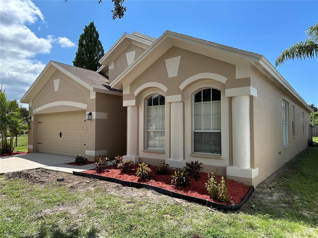 1127 BARCLAY WOOD DR RUSKIN, FL 33570