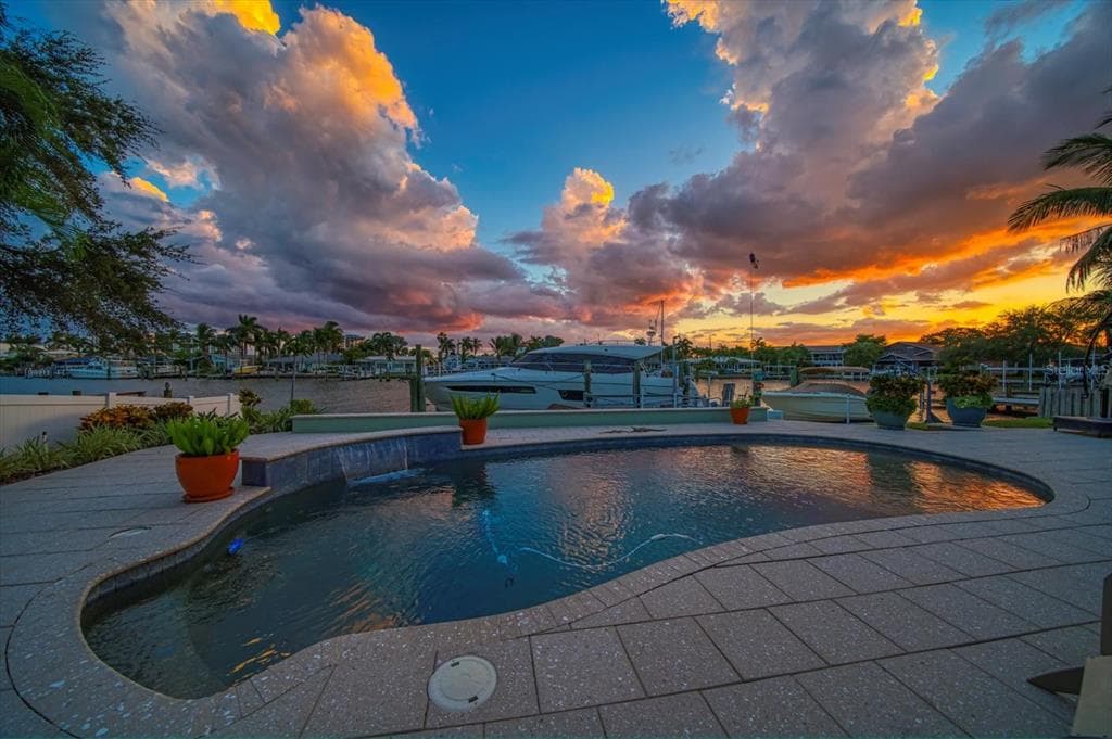 22 ISLAND DRIVE TREASURE ISLAND, FL 33706