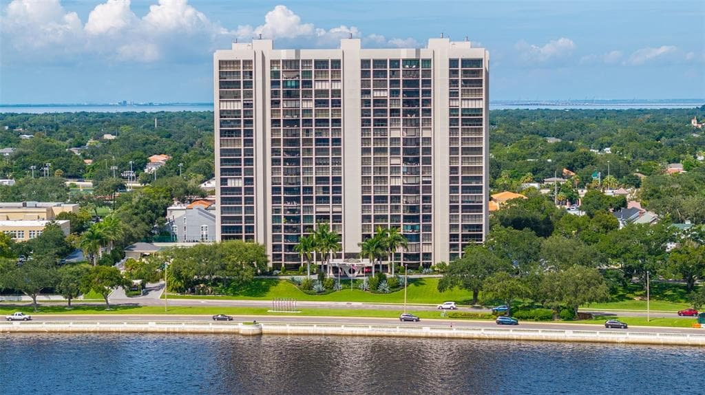3301 BAYSHORE BOULEVARD UNIT 1510A TAMPA, FL 33629