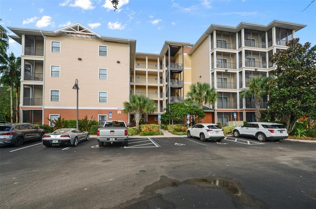 3050 PIRATES RETREAT COURT UNIT 502 KISSIMMEE, FL 34747