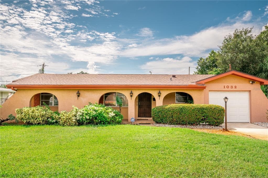 1032 26TH AVENUE S ST PETERSBURG, FL 33705