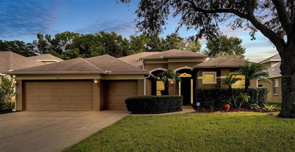 1926 RUTHERFORD DRIVE DOVER, FL 33527