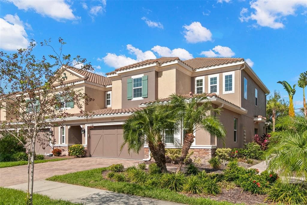 8731 TERRACINA LAKE DRIVE TAMPA, FL 33625