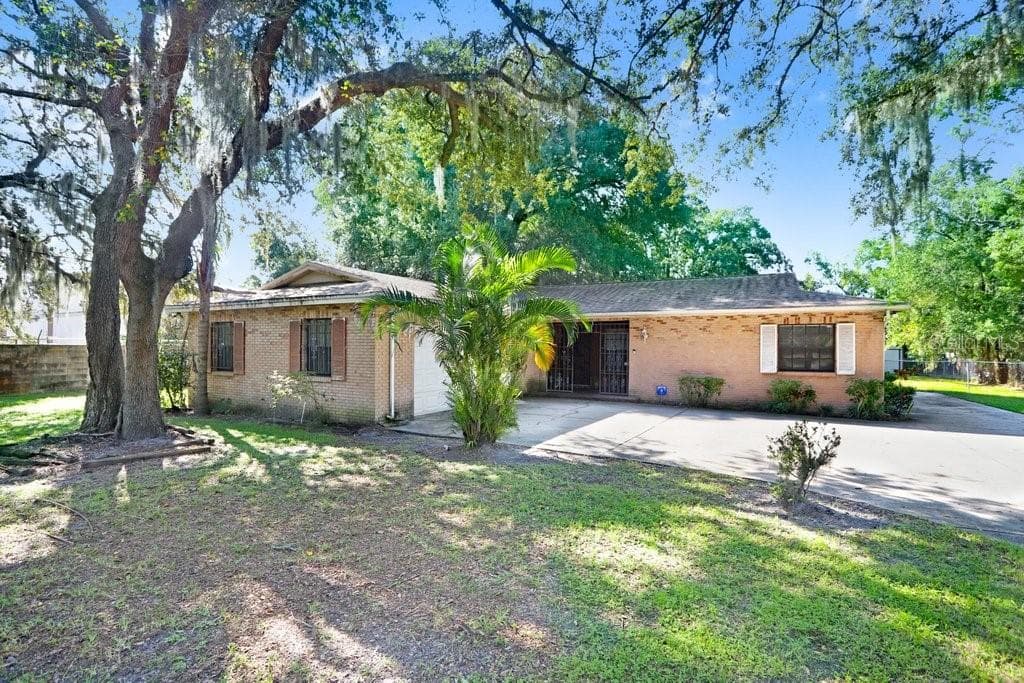 5503 PURITAN ROAD TAMPA, FL 33617