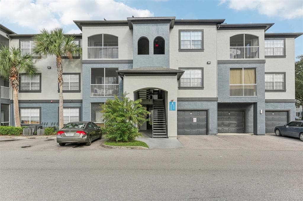 13113 SANCTUARY COVE DRIVE UNIT 104 TEMPLE TERRACE, FL 33637