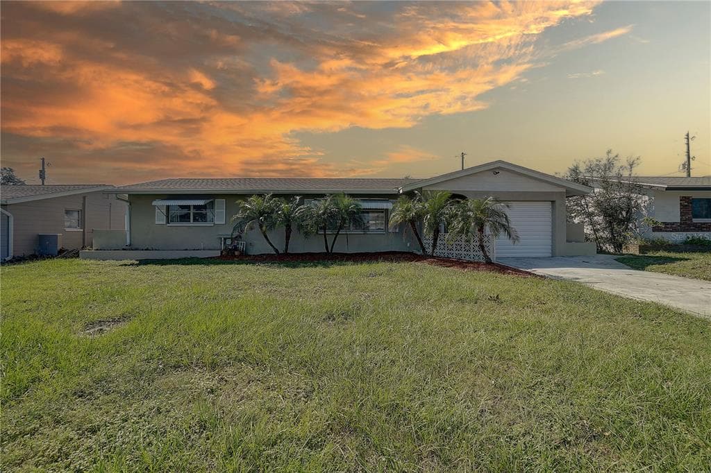 12154 80TH AVENUE SEMINOLE, FL 33772
