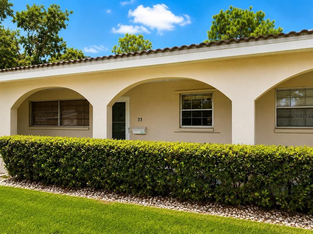 11200 102ND AVENUE UNIT 33 SEMINOLE, FL 33778