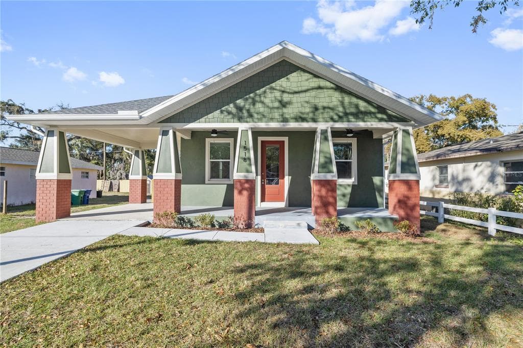 1518 E KNOLLWOOD STREET TAMPA, FL 33610