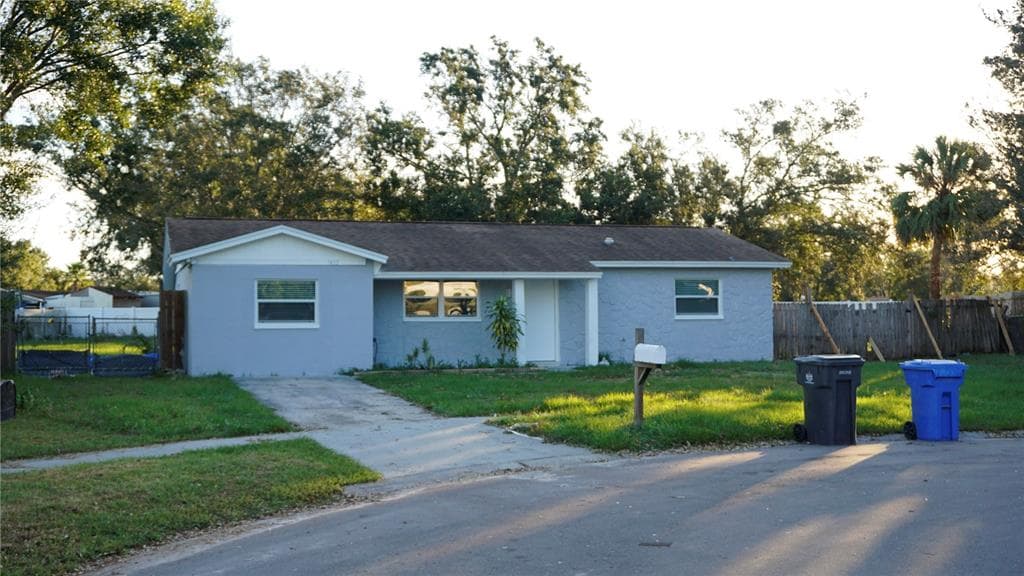 7412 WISHING WELL COURT