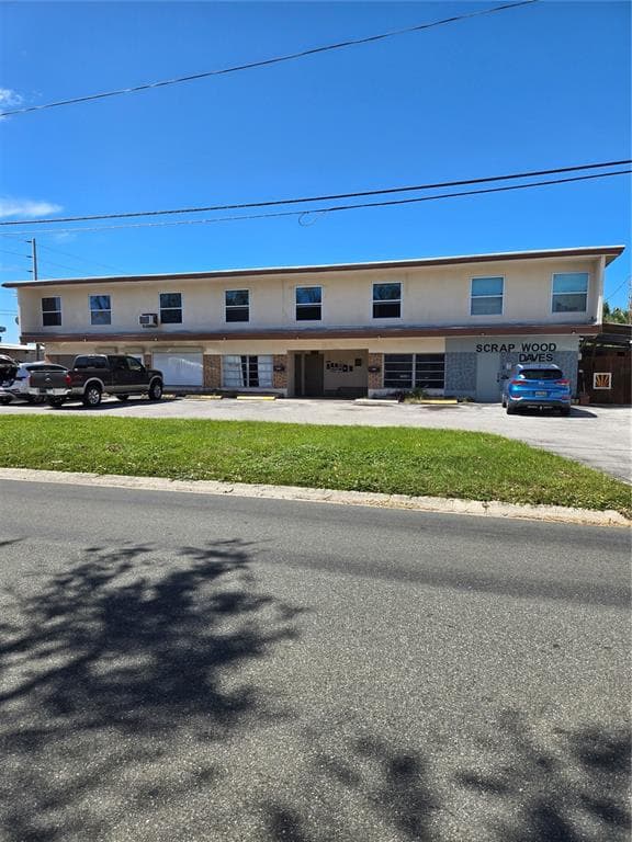 2420 25TH STREET N UNIT 2420 ST PETERSBURG, FL 33713