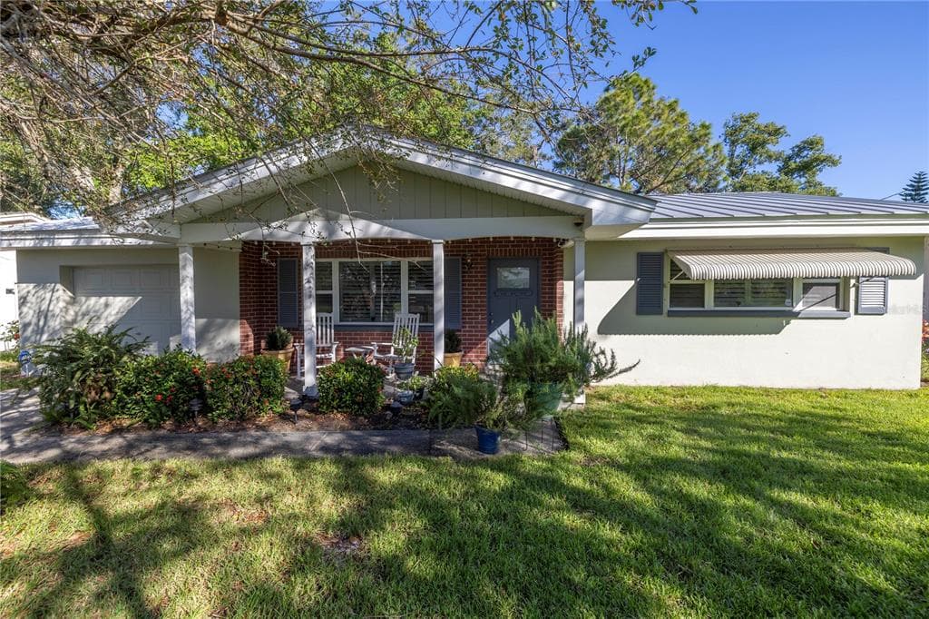 1960 ALTON DRIVE