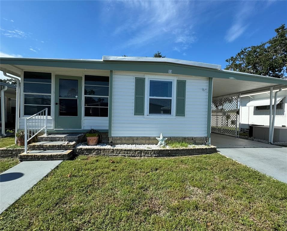 7901 40TH AVENUE N UNIT 33 ST PETERSBURG, FL 33709