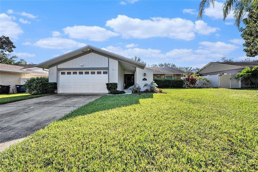 2600 BRANDYWINE DRIVE CLEARWATER, FL 33761