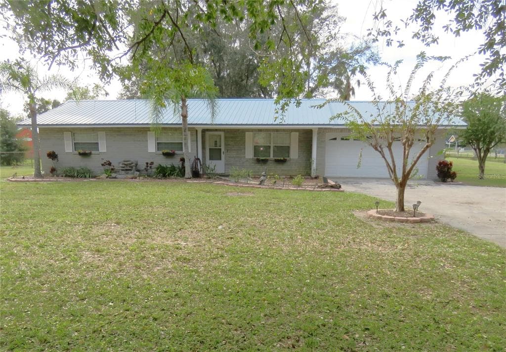 2285 FRITZKE ROAD DOVER, FL 33527