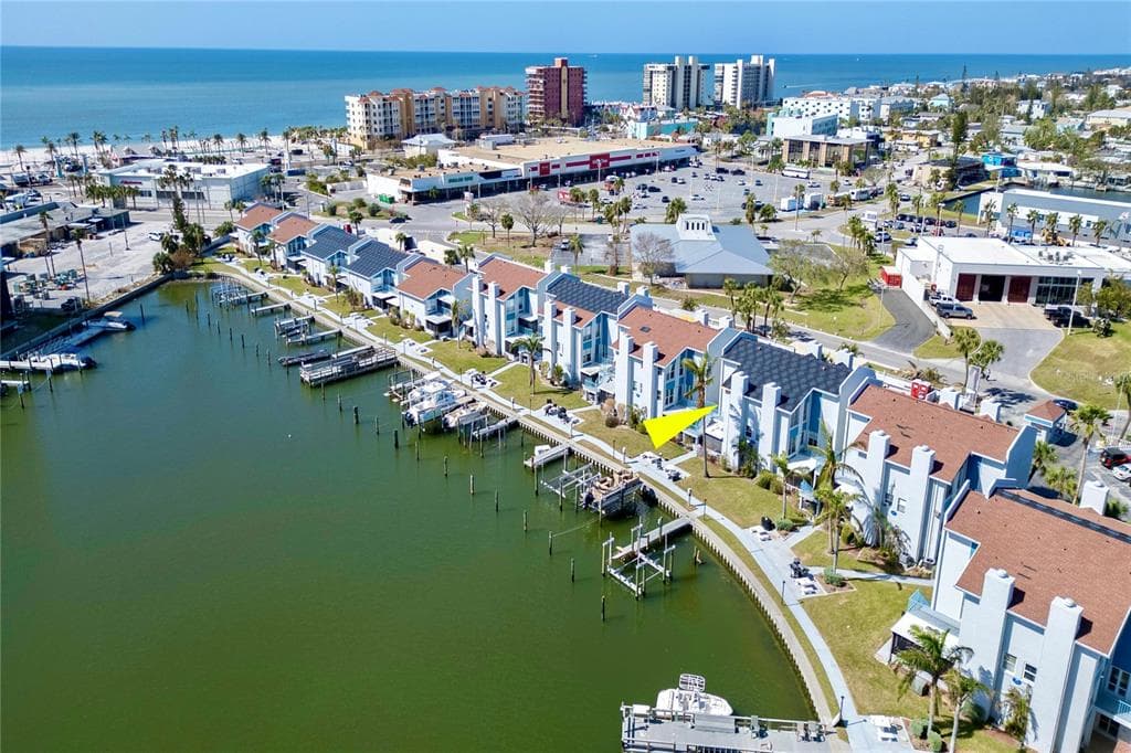 179 MEDALLION BLVD UNIT C MADEIRA BEACH, FL 33708