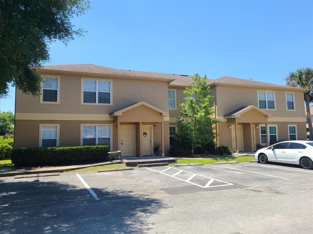 36320 STONEWOOD LANE UNIT 201 ZEPHYRHILLS, FL 33541