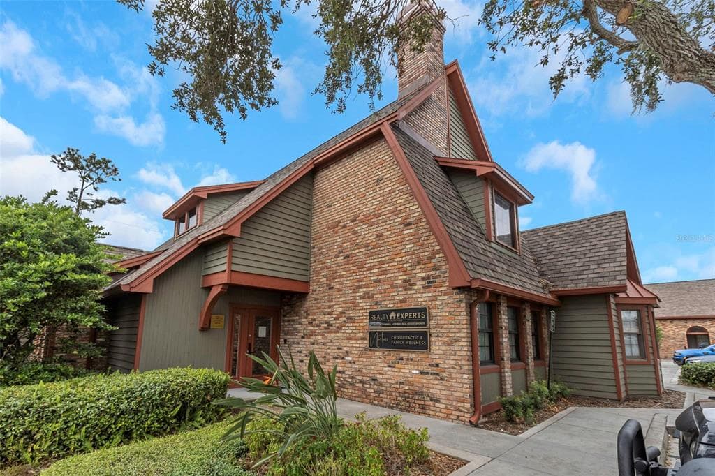 1022 MAIN STREET UNIT A&B DUNEDIN, FL 34698
