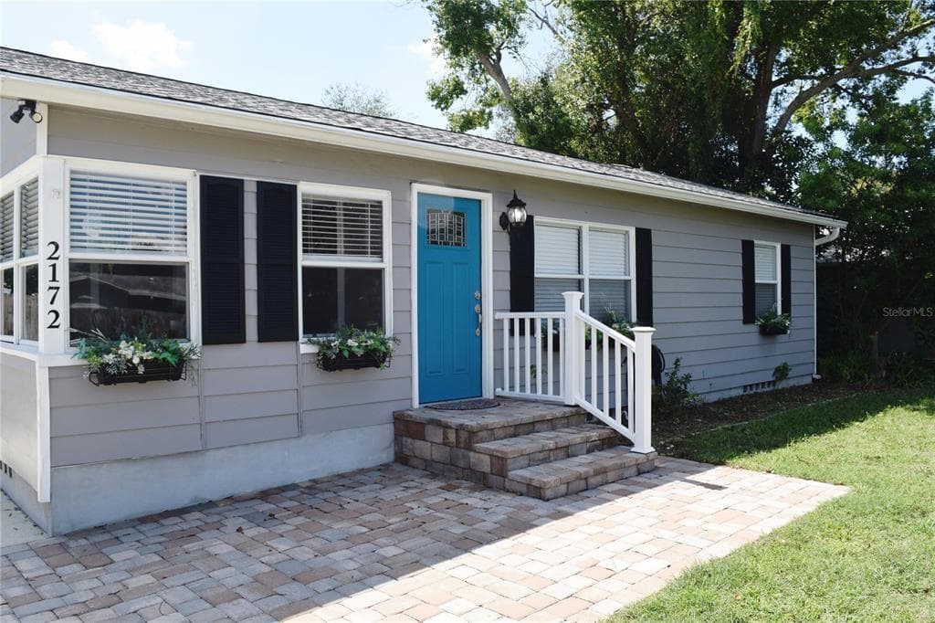 2172 18TH AVENUE SW LARGO, FL 33774