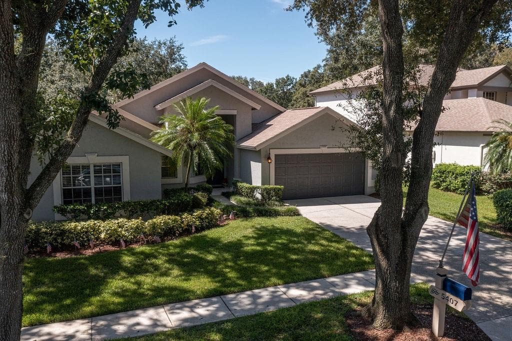 5407 TWIN CREEKS DRIVE VALRICO, FL 33596
