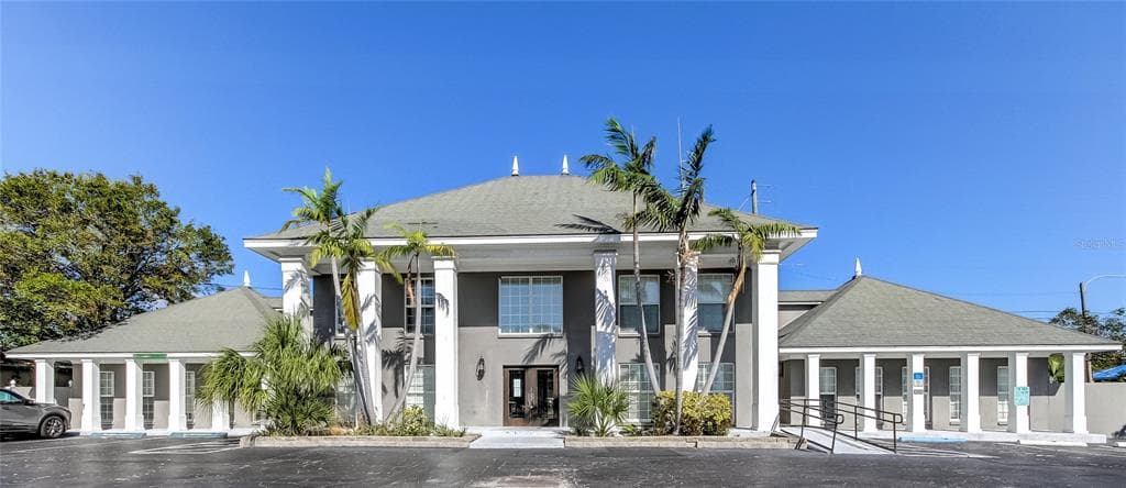 4701 CENTRAL AVENUE ST PETERSBURG, FL 33713