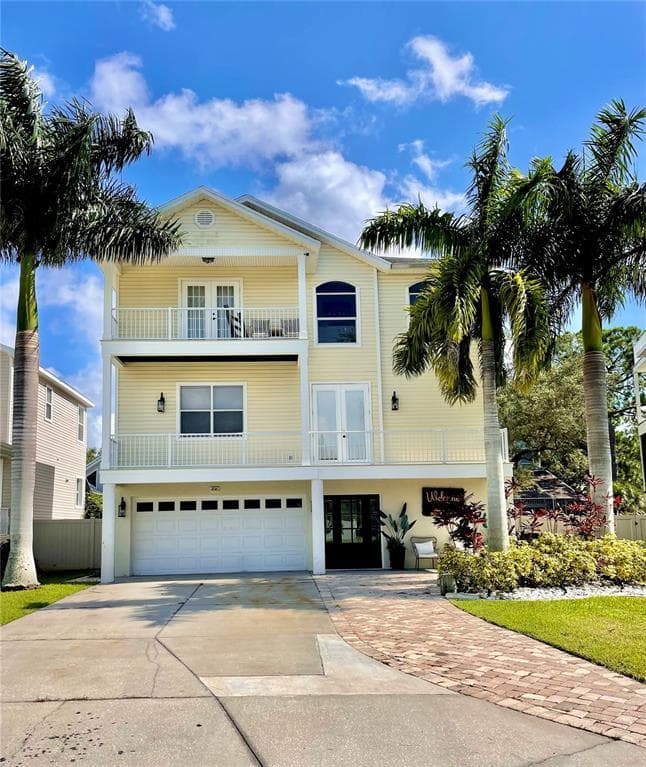 496 PALM AVENUE PALM HARBOR, FL 34683