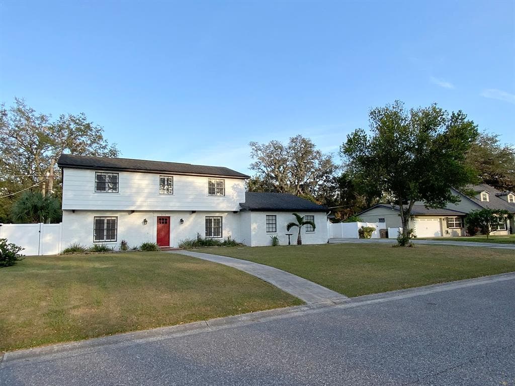 511 ROLLINGVIEW DRIVE TEMPLE TERRACE, FL 33617