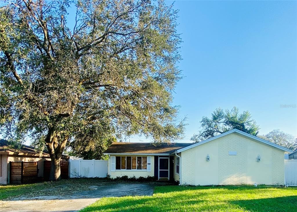 603 HIGHVIEW CIRCLE S BRANDON, FL 33510