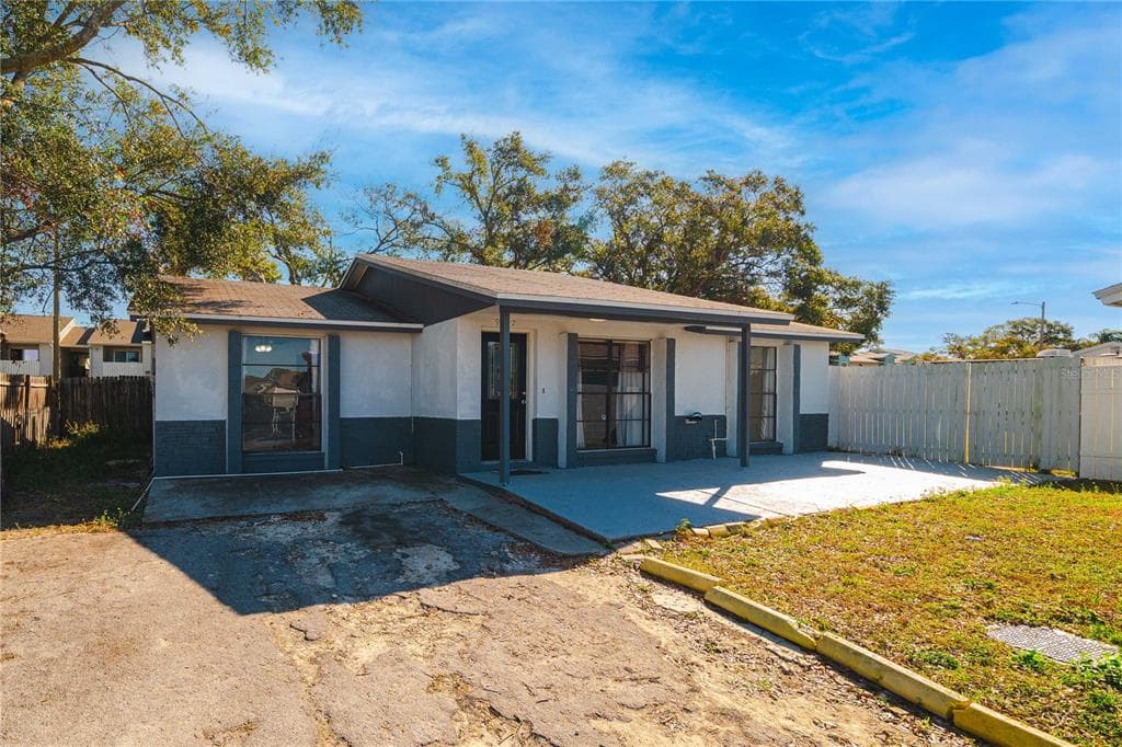 9102 POST OAK COURT