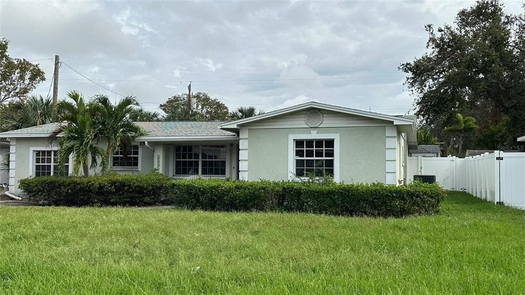 3606 S BELCHER DRIVE TAMPA, FL 33629