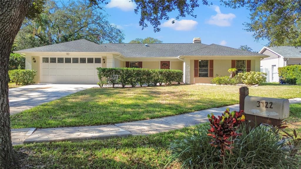 3722 VILLAGE ESTATES PLACE TAMPA, FL 33618